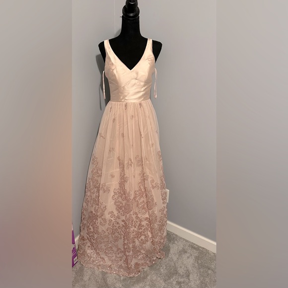 City triangles light pink sparkly prom dress. Size 3. - Picture 1 of 5